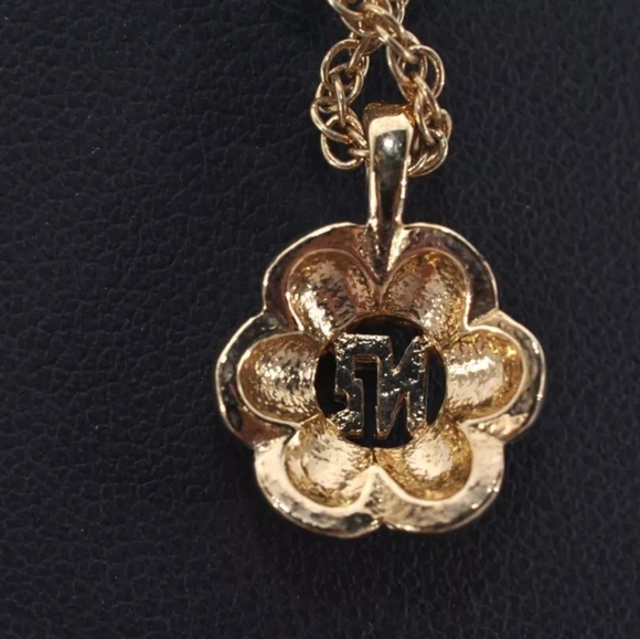 Nina Ricci Goldplated Necklace W/Rhinestone Logo Pendant EUC! - Picture 5 of 14